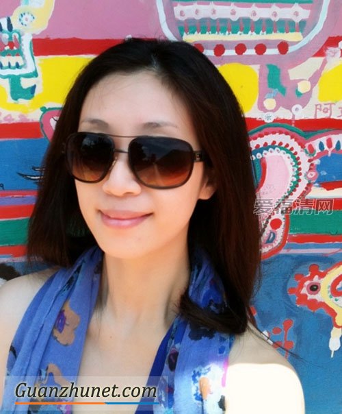 名模李蕙钧个人资料微博照片 低胸装搭地铁撞脸陈汉典图片
