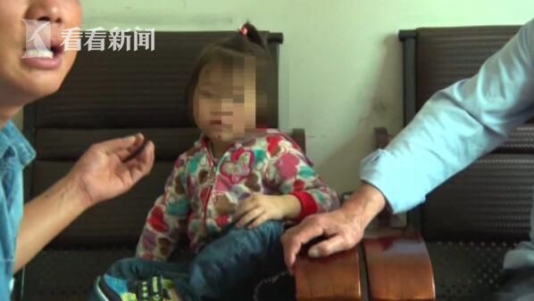 孙女被压车底