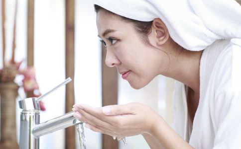 40岁女人如何保养 40岁女人保养的方法 女人40岁如何保养卵巢