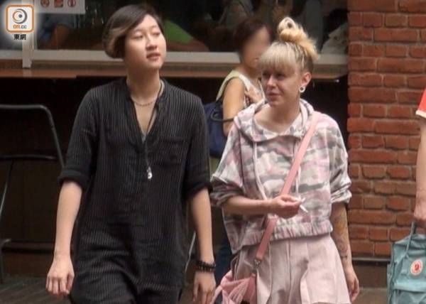 吴绮莉不介意小龙女同性恋情 大方表示无所谓