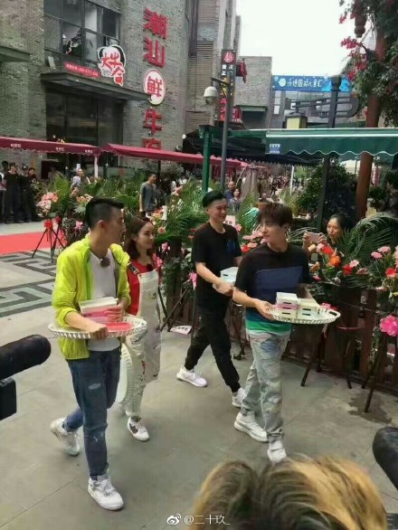 七十二层奇楼,七十二层奇楼成都,七十二层奇楼成都路透