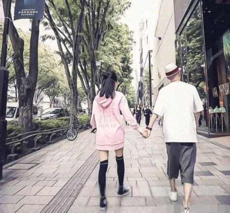 包贝尔给老婆庆生,包贝尔老婆,包文婧30岁生日