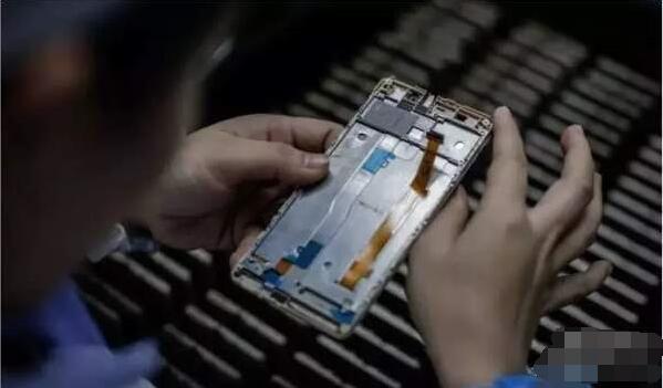 印度制造溃不成军 中国手机占据印度半壁江山
