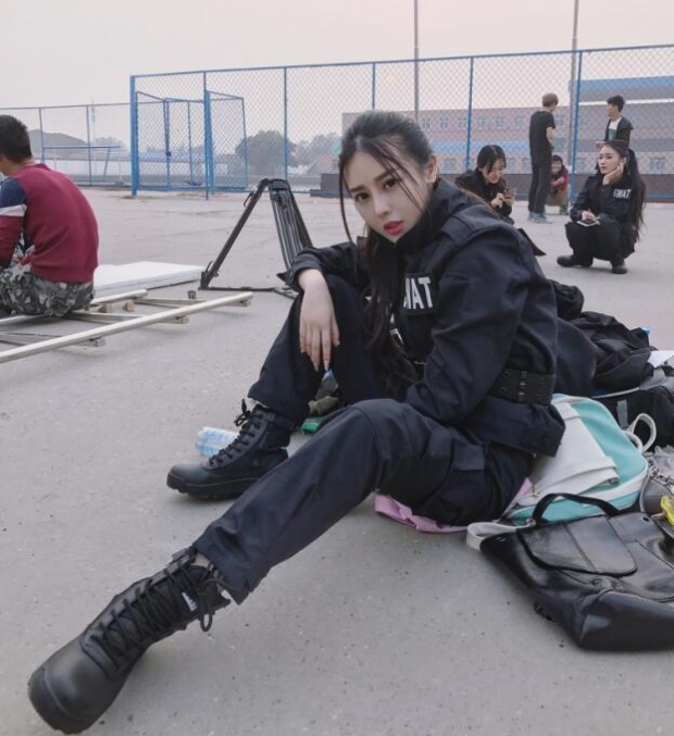 95后演员公雪妍演绎中国最会穿女特警