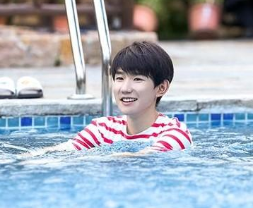 王源谈年少成名,王源,tfboys